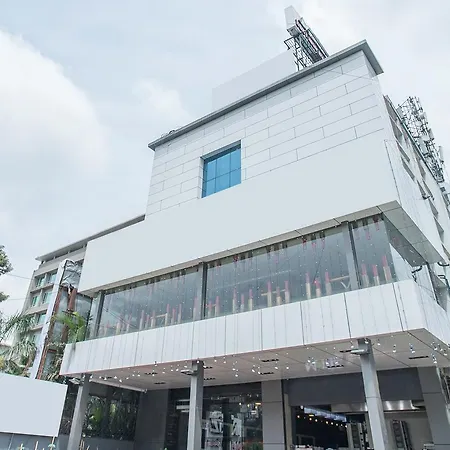 Oyo 15082 Moriz Boutique Hotel